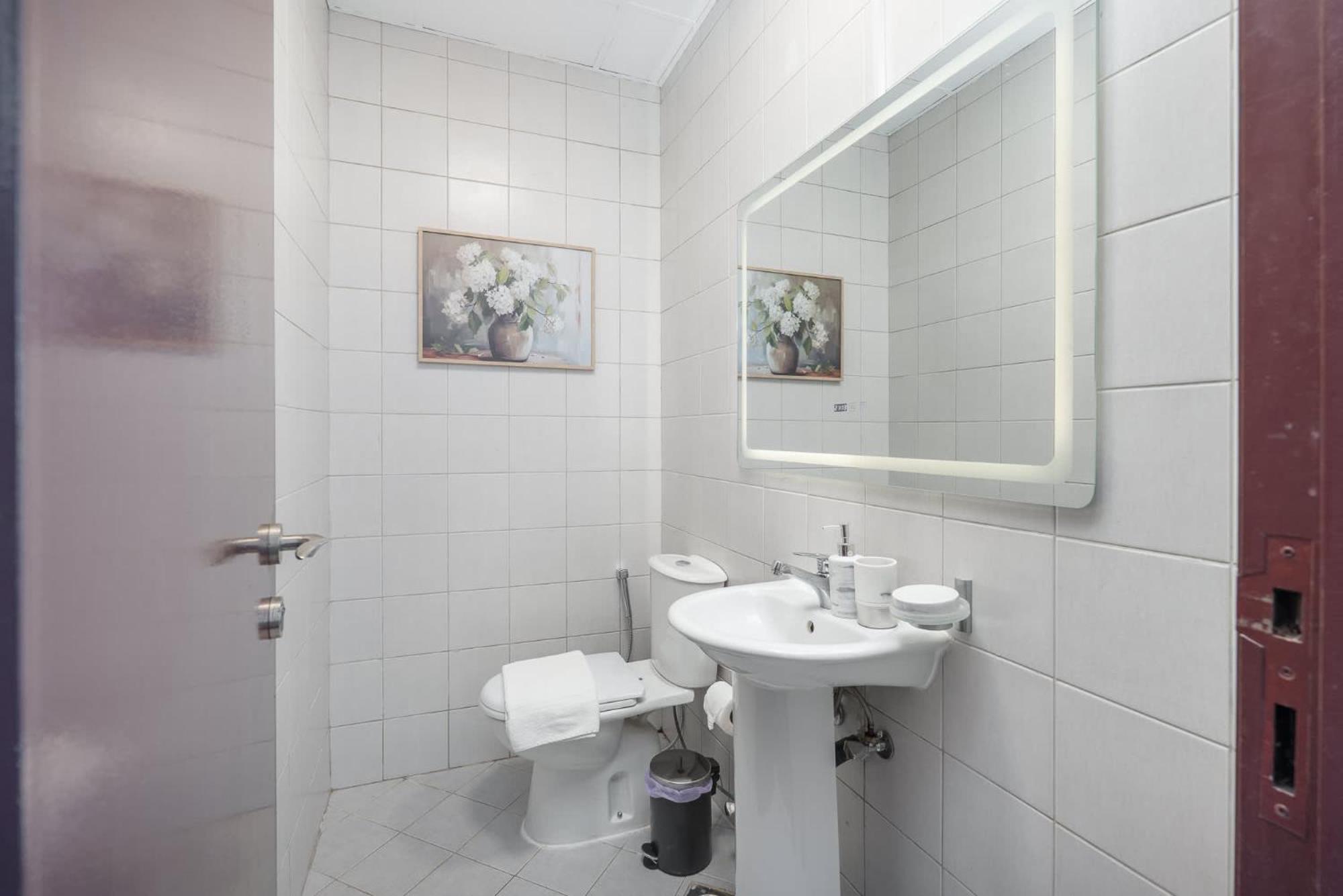 Extraordinary 1br With Marina Views Apartment *