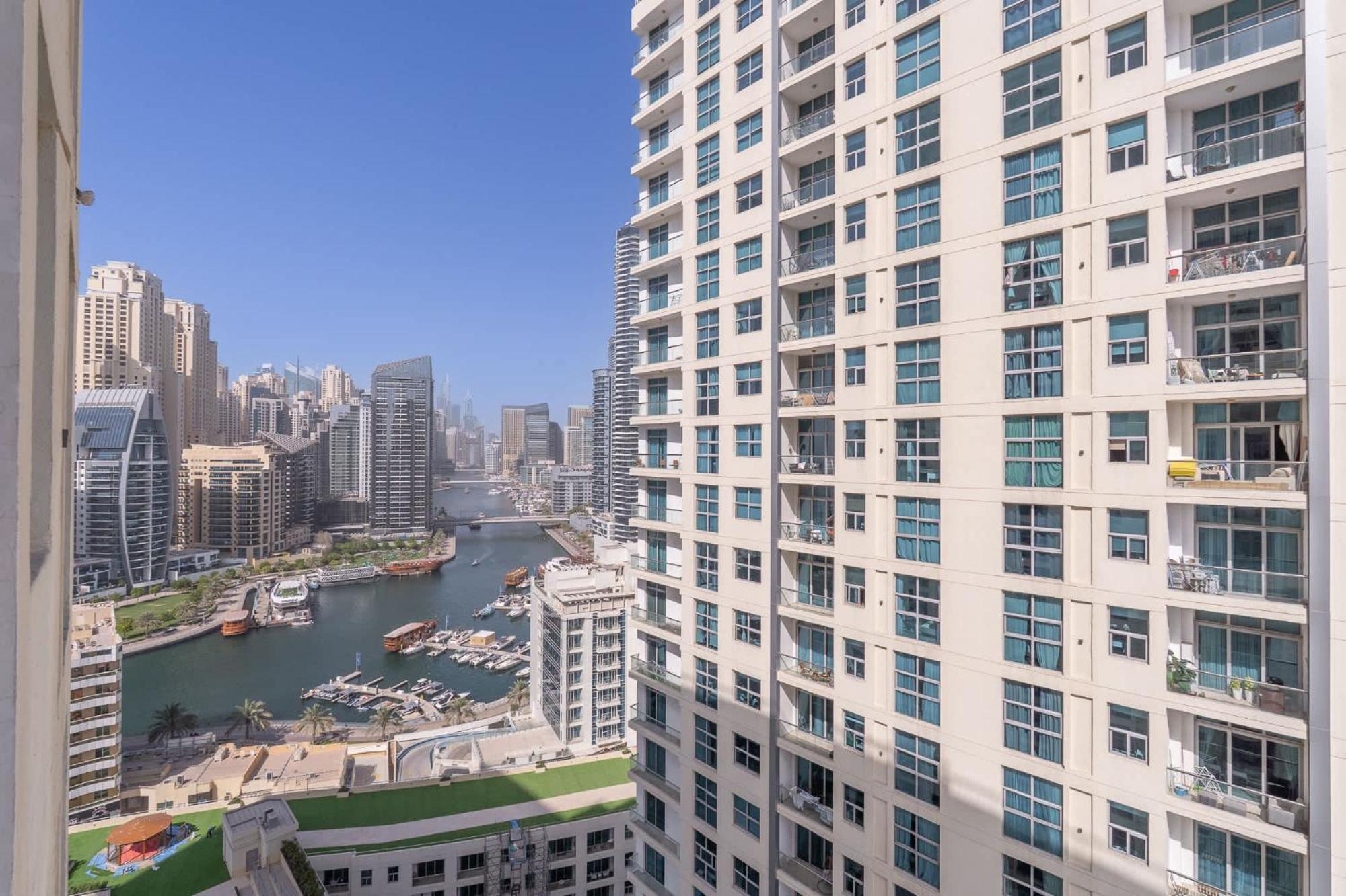 Apartment Extraordinary 1br With Marina Views